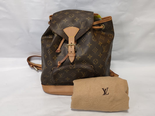 LOUIS VUITTON Monogram Montsouris MM Backpack