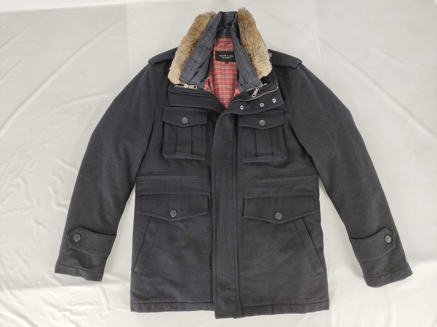BURBERRY BLACK LABEL Black Label Peacoat White Goose Down Jacket