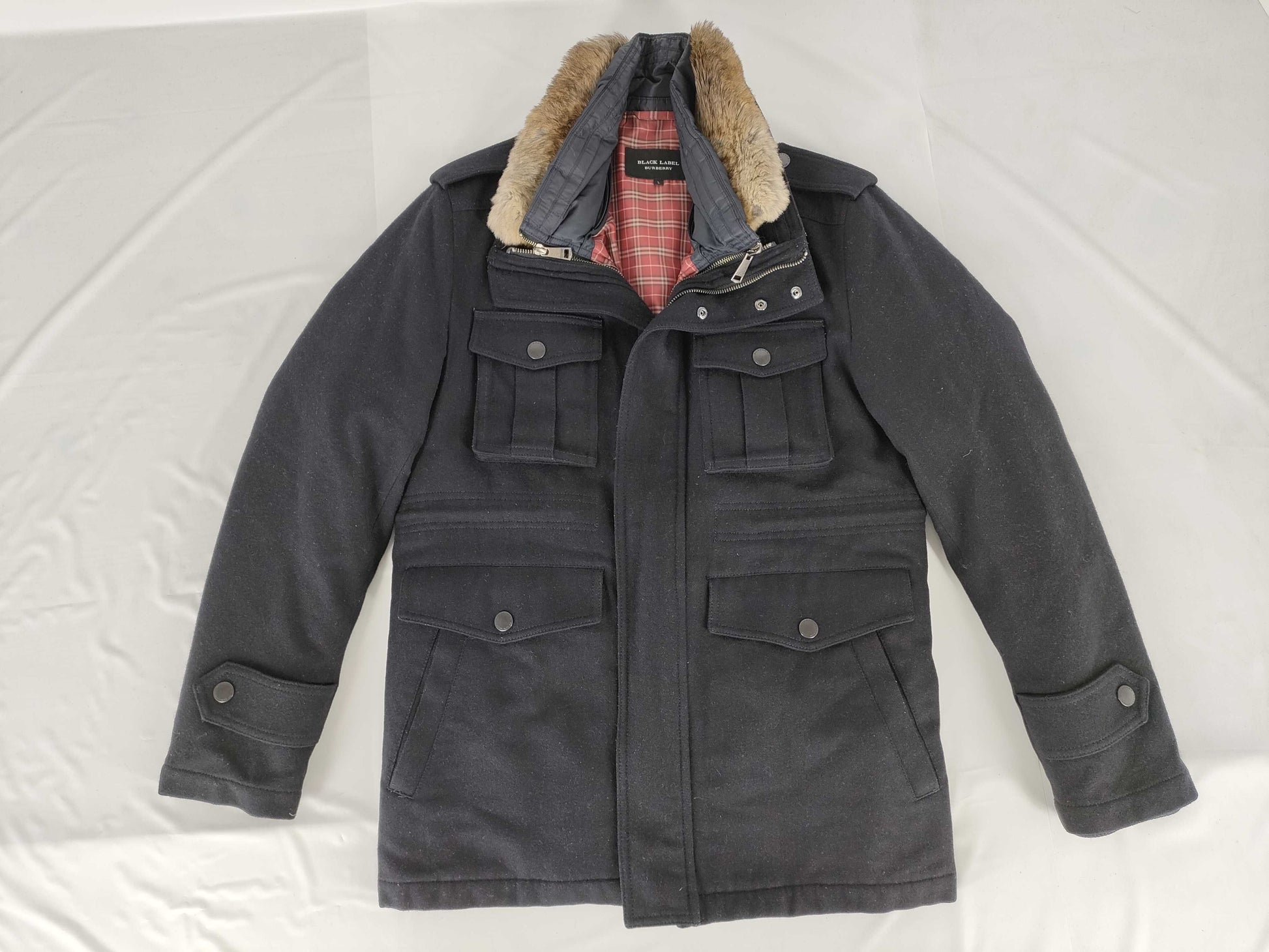 BURBERRY BLACK LABEL Black Label Peacoat White Goose Down Jacket