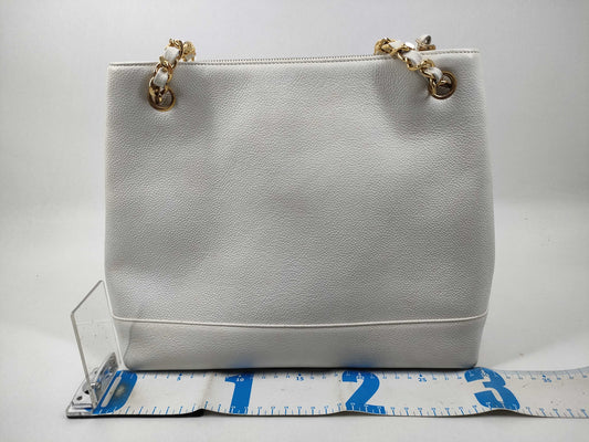 CHANEL Caviar Skin CC Chain Shoulder Bag White G Hardware Tote Bag