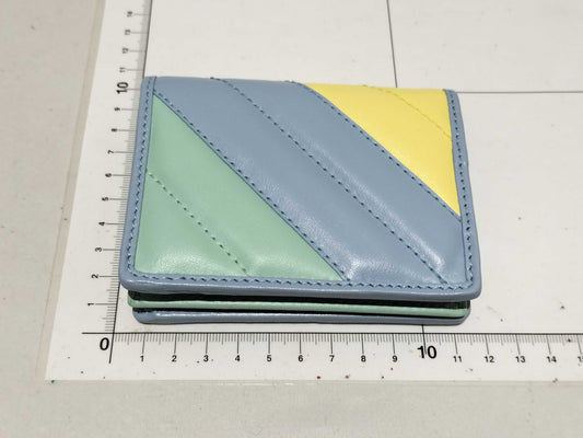 GUCCI 466492 GG Marmont Quilted Bi-fold Wallet in Multicolor