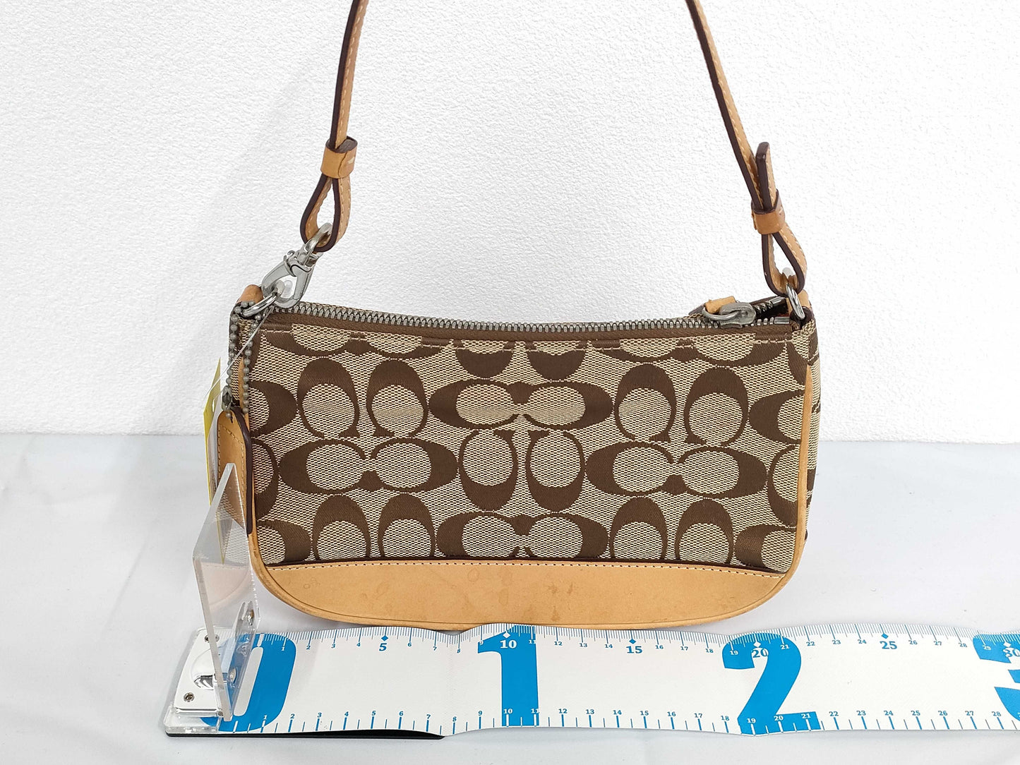 COACH Signature 6094 Shoulder Bag