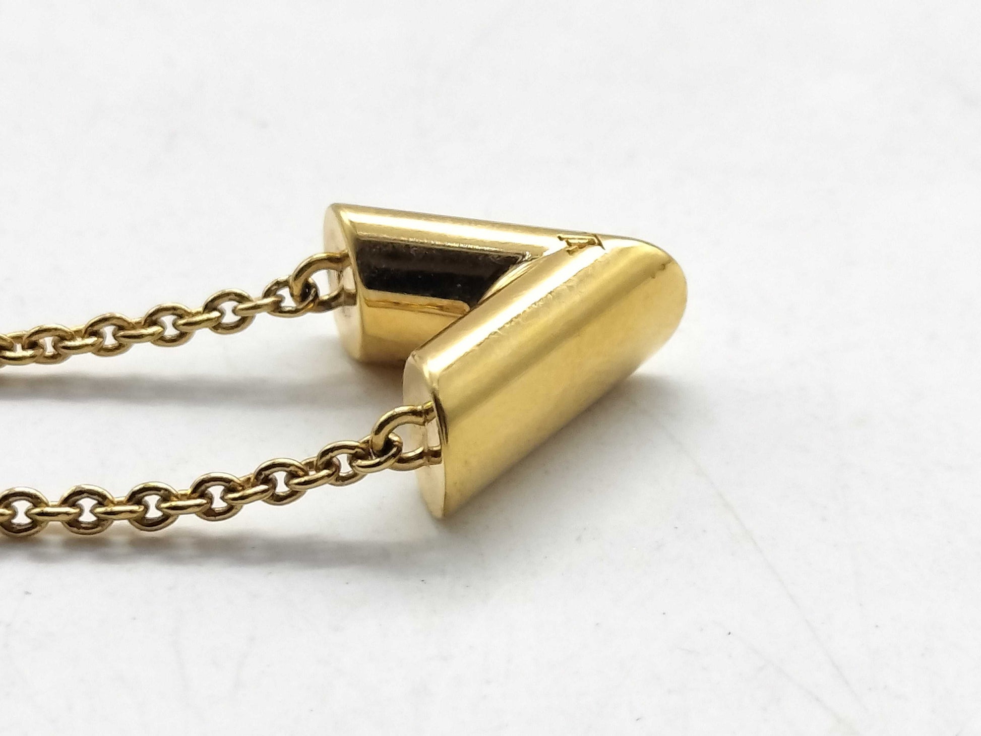 LOUIS VUITTON Essential M61083 Necklace