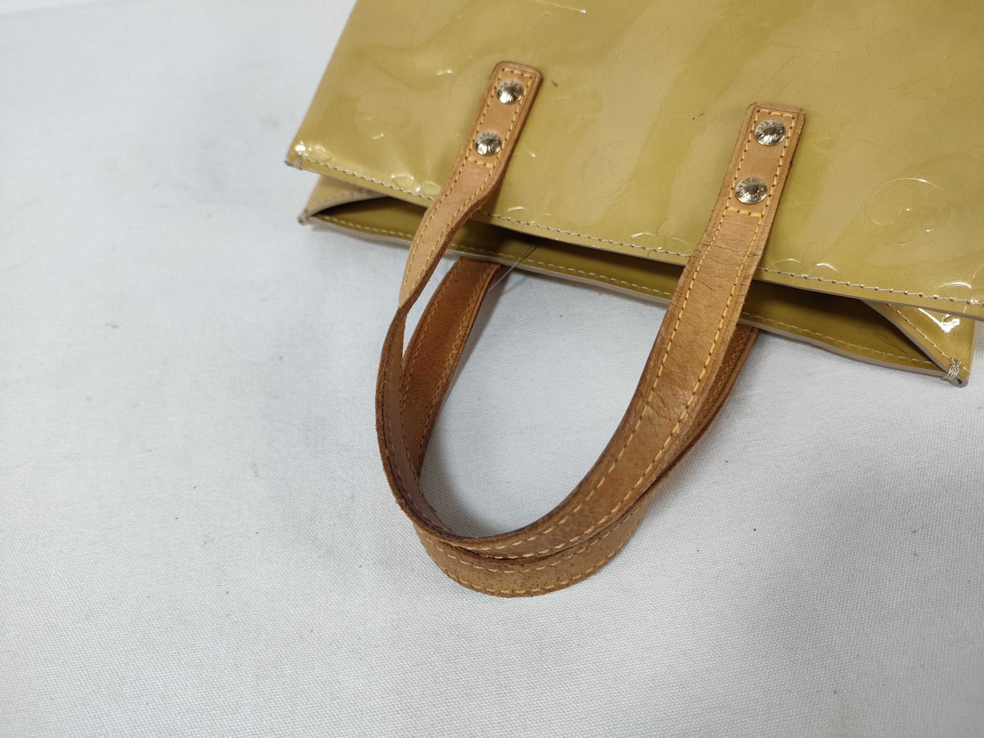 LOUIS VUITTON Vernis Reed PM Handbag