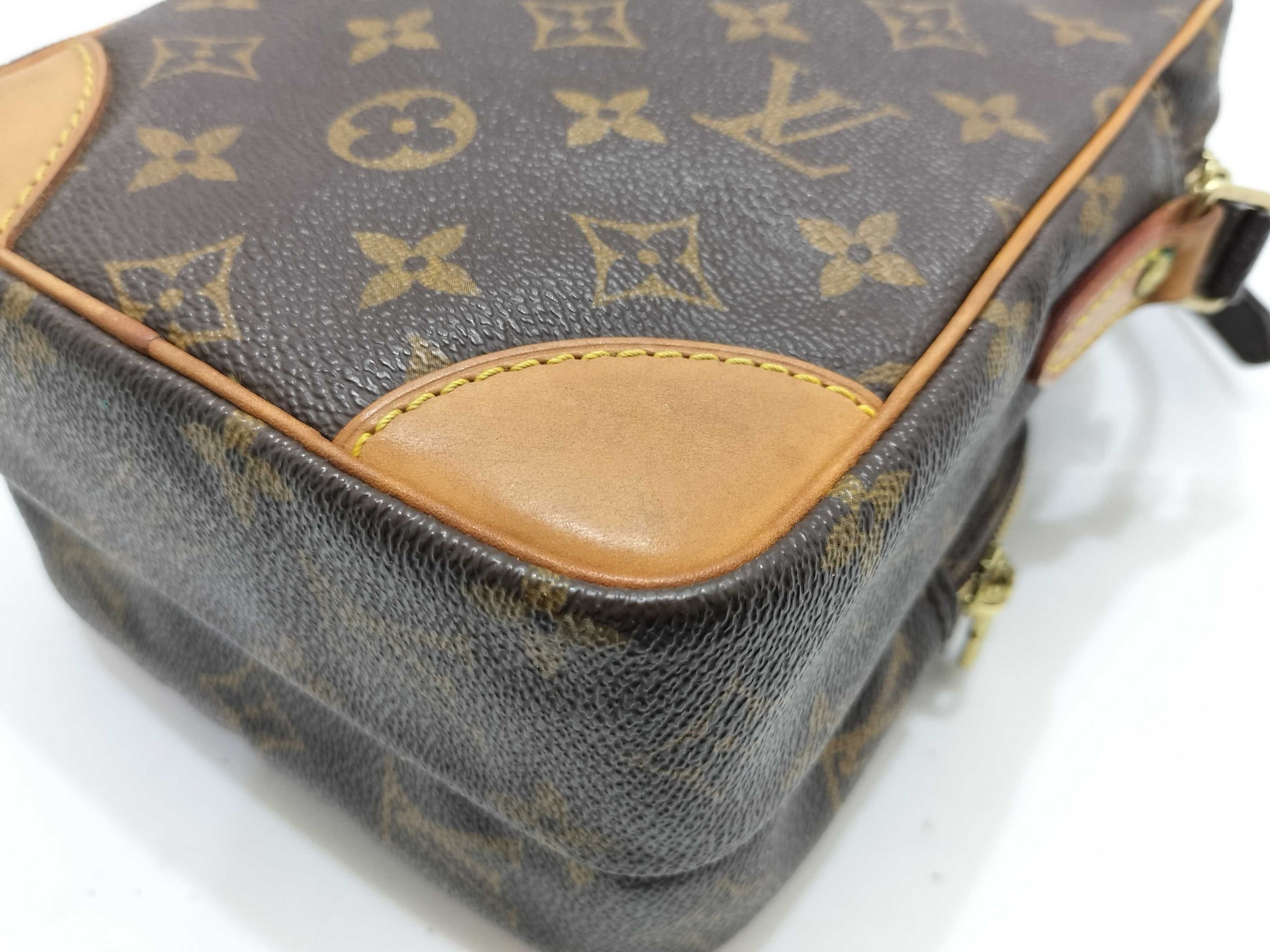 LOUIS VUITTON Monogram M45236 Amazon Shoulder Bag