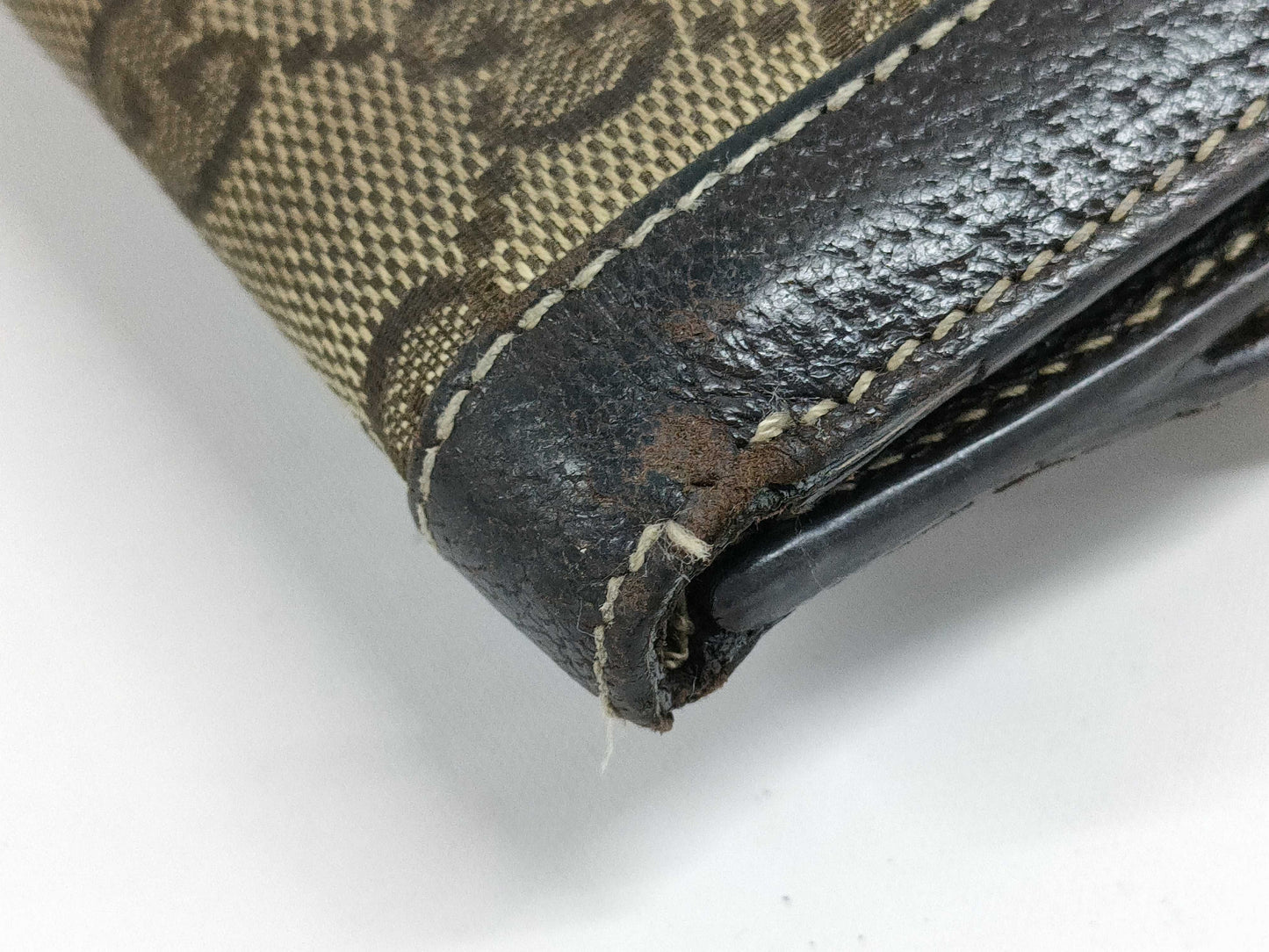 GUCCI GG Canvas Bifold Wallet