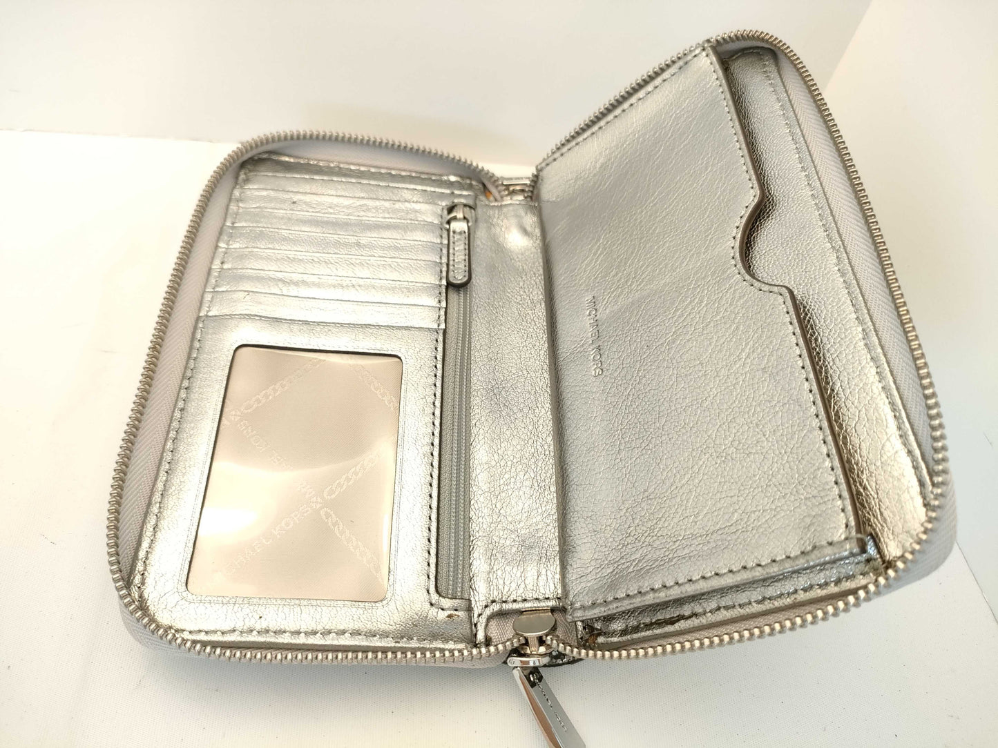 Michael Kors Accessories/Wallets Dior/Marc Jacobs Wallets