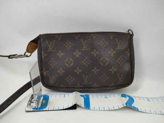 LOUIS VUITTON Monogram Accessoires Pouch with Separate ST