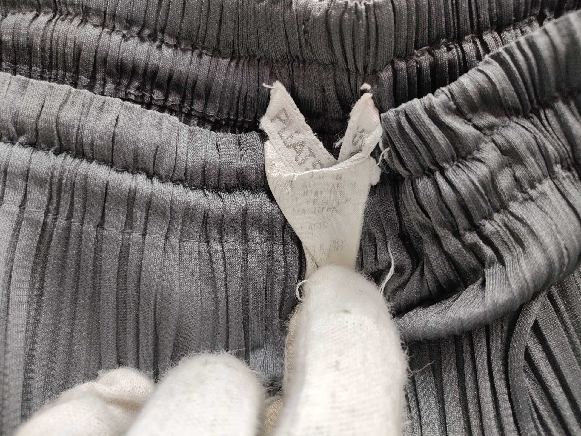 ISSEY MIYAKE PLEATS PLEASE Pants