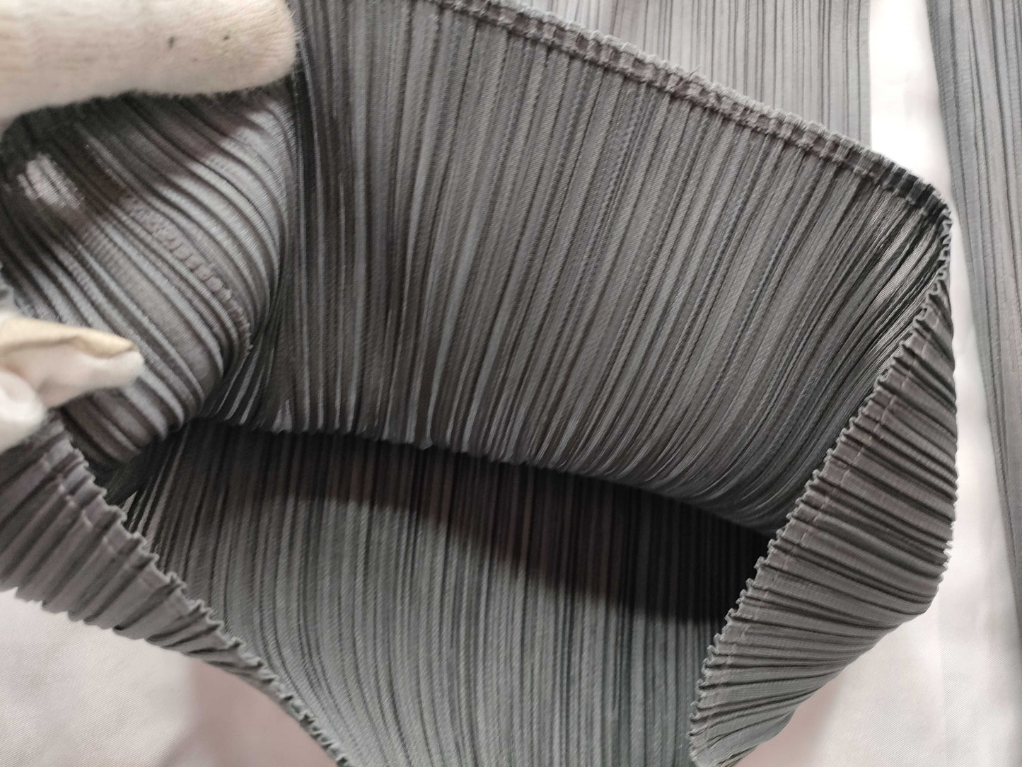 ISSEY MIYAKE PLEATS PLEASE Pants
