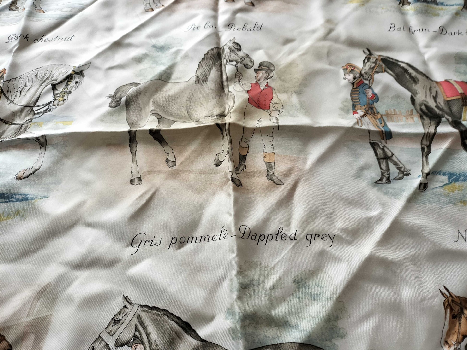 HERMES Carre 90 Scarf