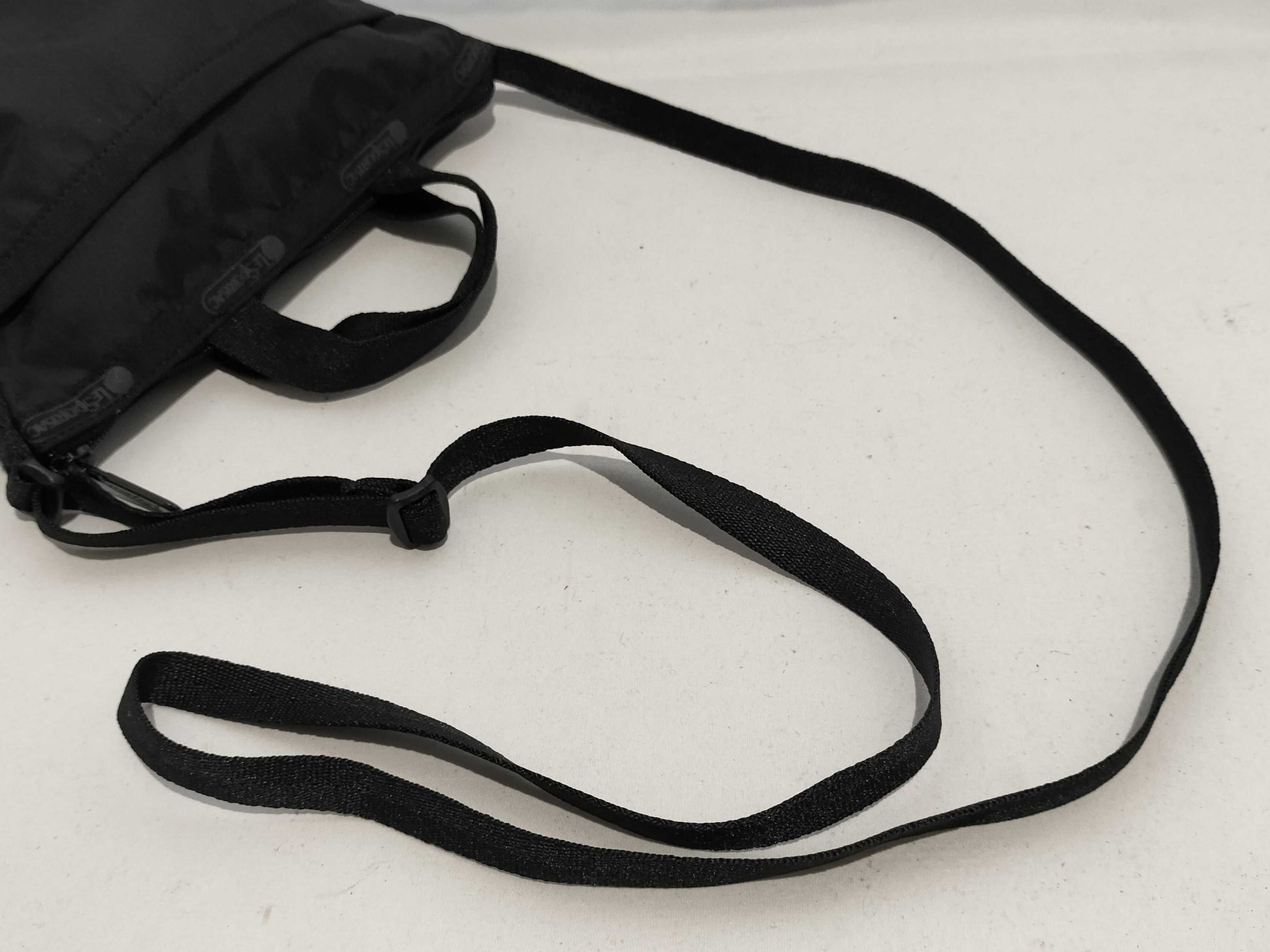 LOUIS VUITTON Vernis wallet set including Louis Vuitton wallet, Coach wallet, and Fendi bag.