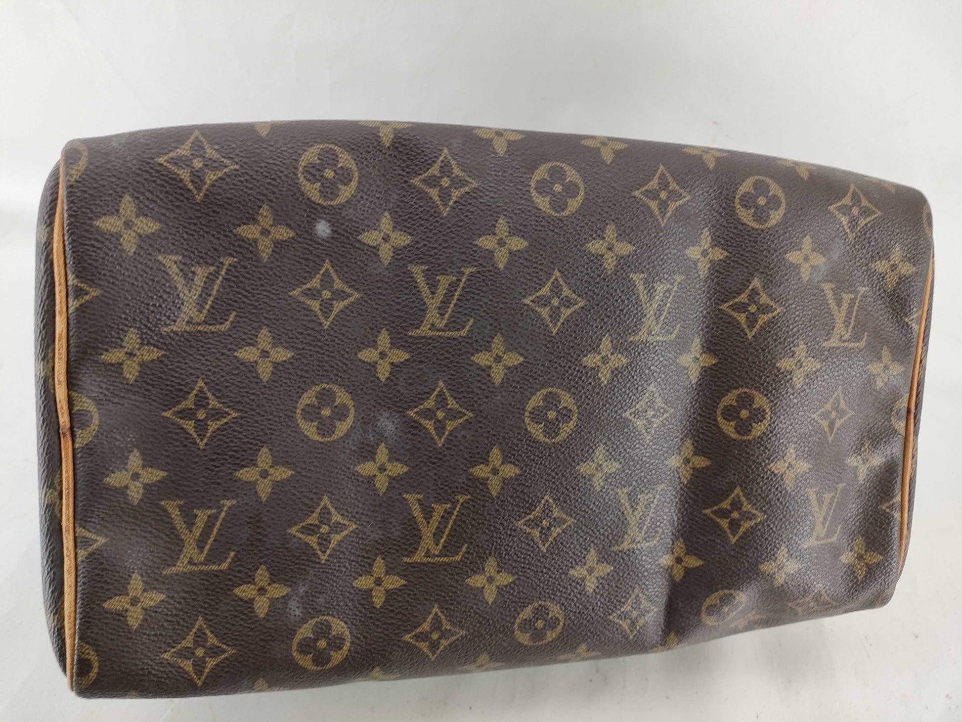LOUIS VUITTON Monogram Speedy 30 Handbag