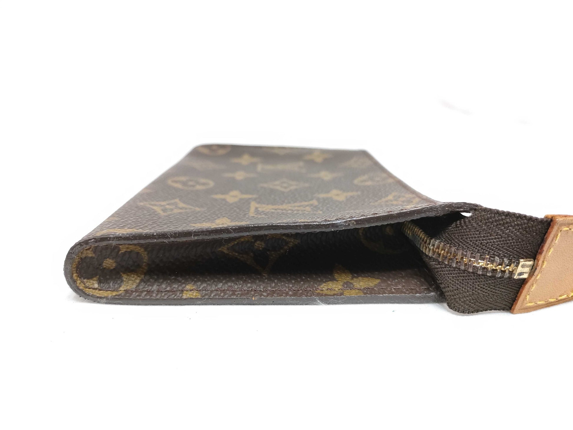 LOUIS VUITTON Monogram pouch with interior? Scratched Other accessories