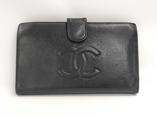 CHANEL Caviar Skin Long Wallet