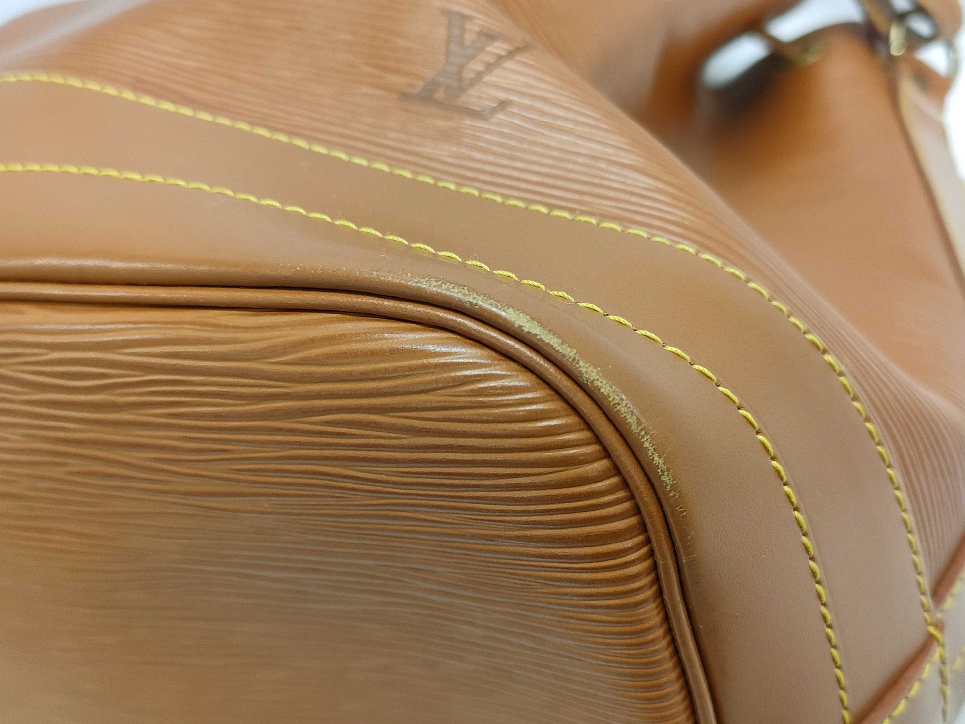 LOUIS VUITTON Epi Noe Shoulder Bag