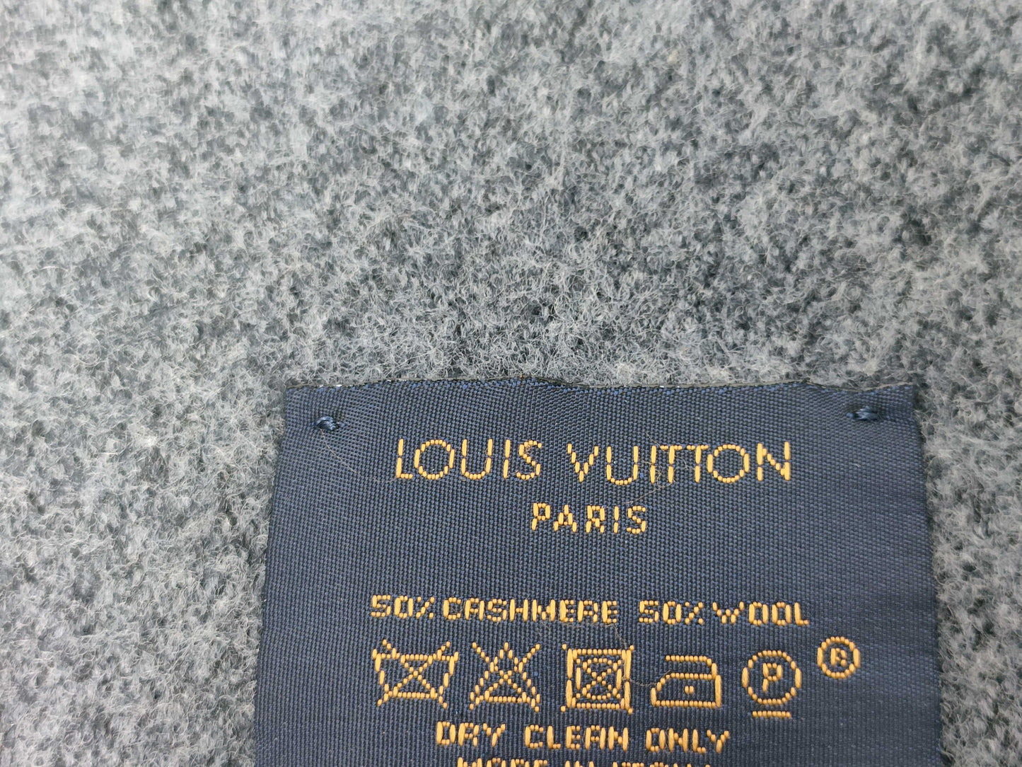LOUIS VUITTON Monogram Scarf - Monogram Gradient Noir M71607 Other Accessories