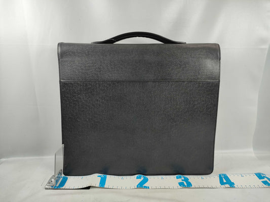 LOUIS VUITTON Taiga M30802 Kazan Business Bag