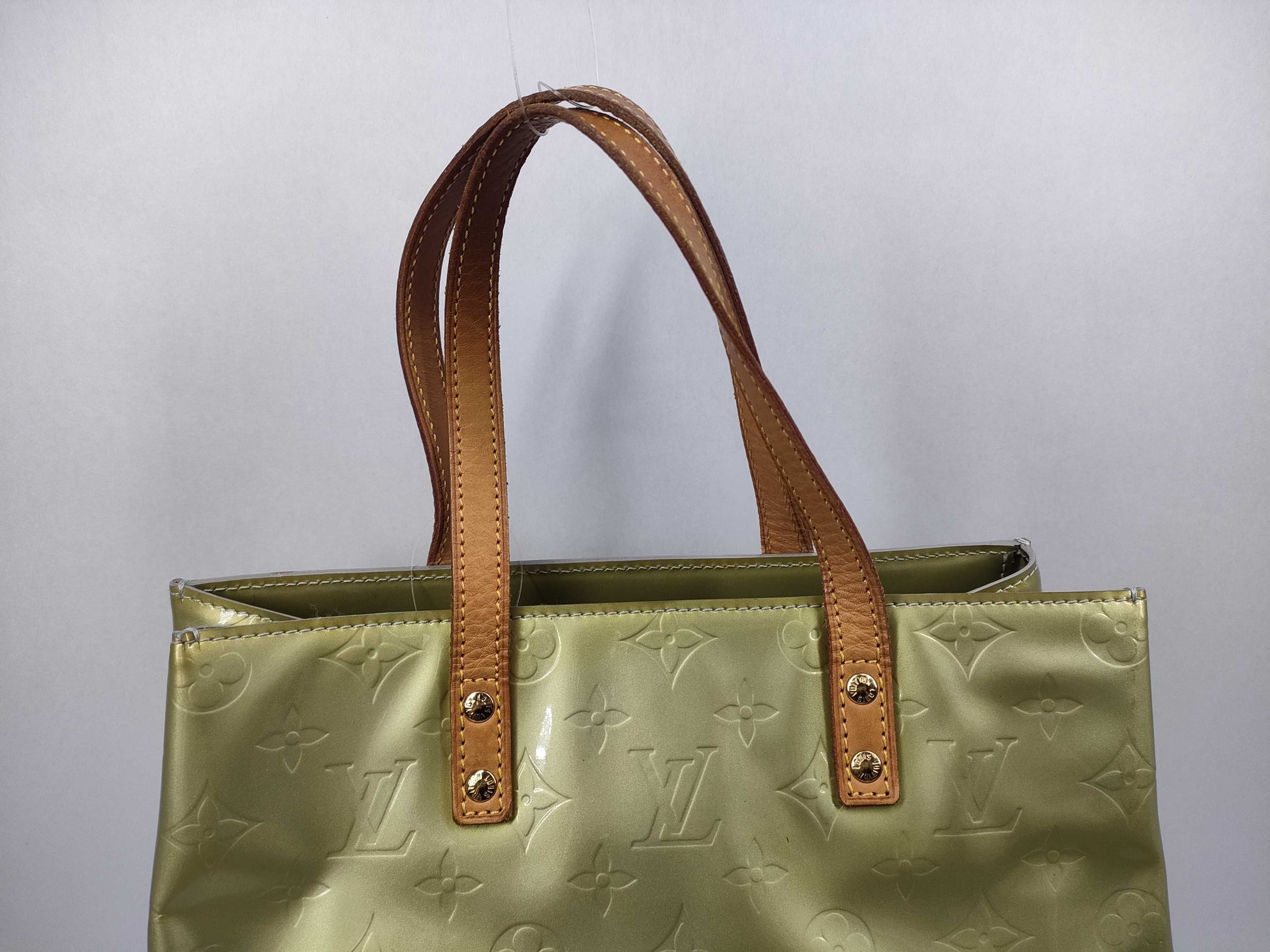 LOUIS VUITTON Vernis Reed MM M91142 Handbag