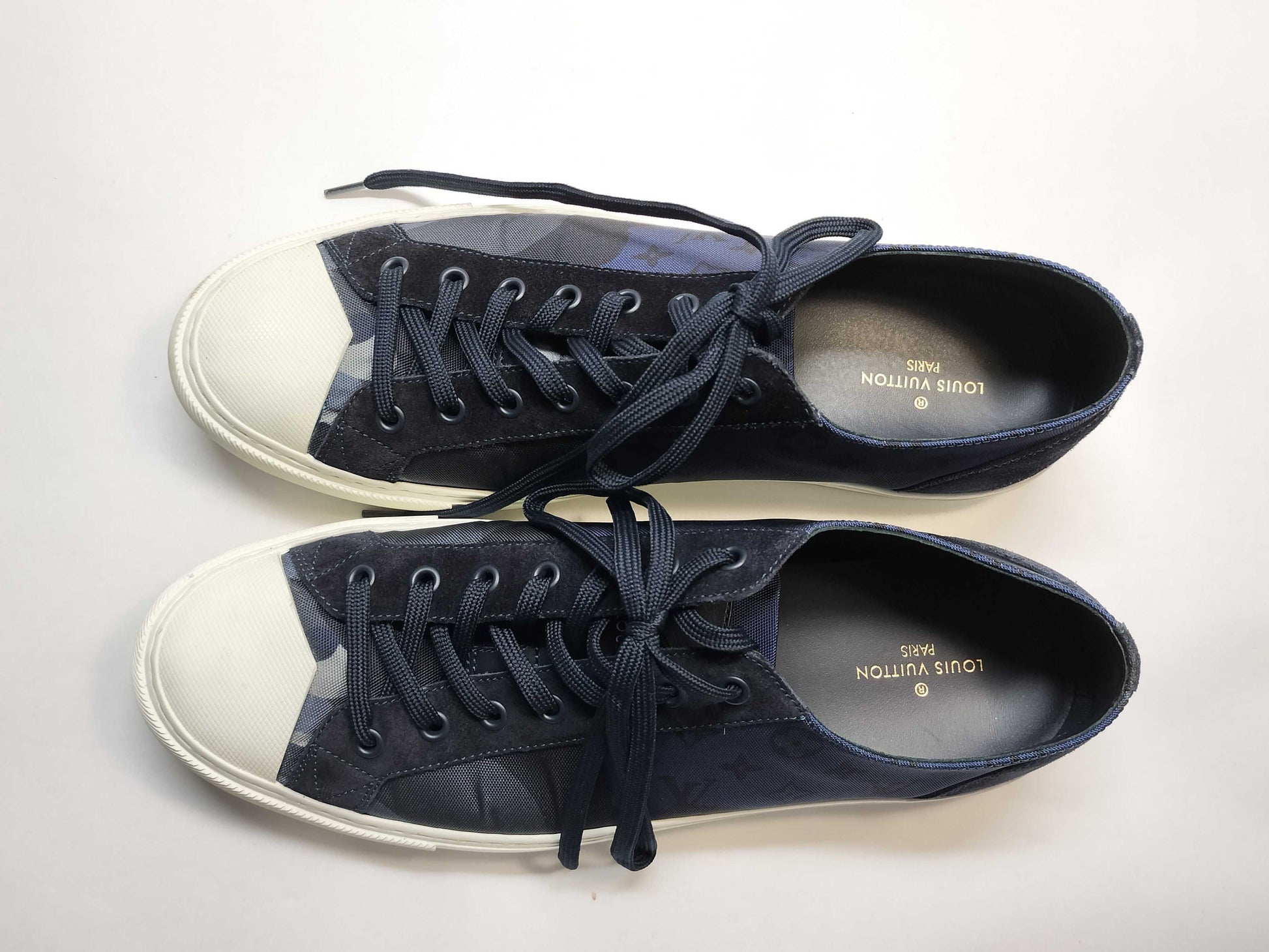LOUIS VUITTON Tattoo Line Canvas x Leather Navy Sneakers