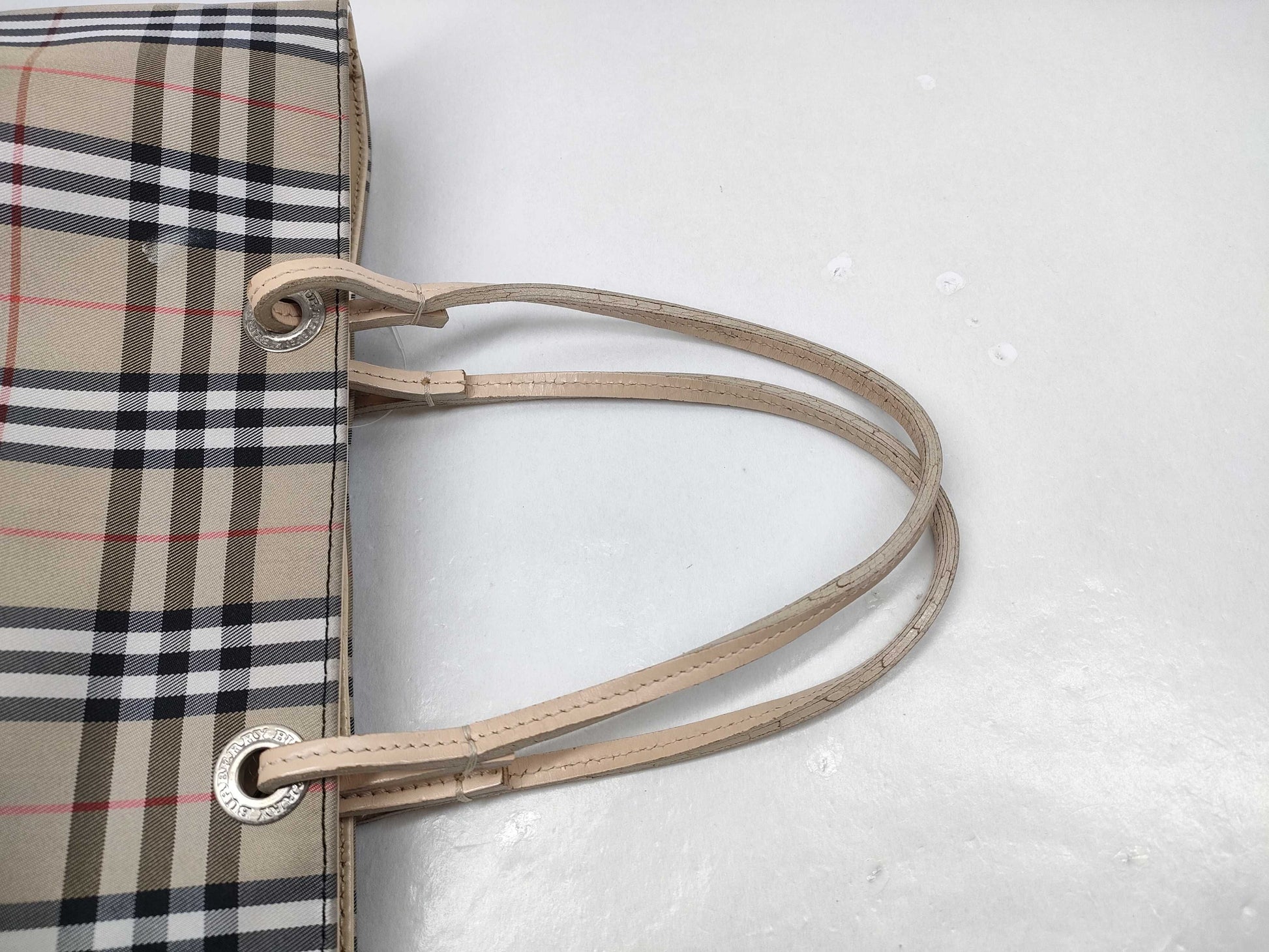 BURBERRY London Hand Novacheck Handbag