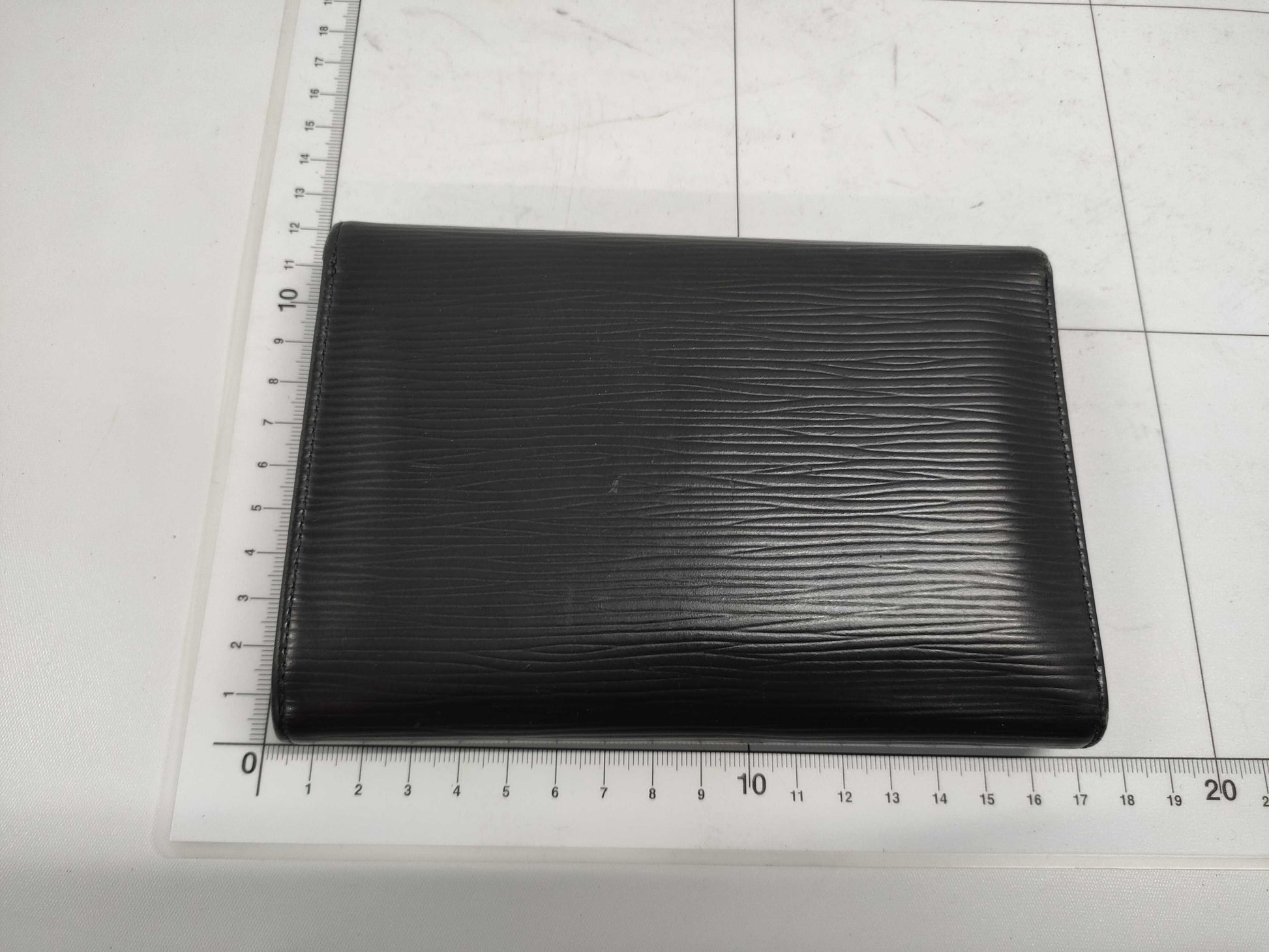 LOUIS VUITTON Epi M63712 Etui Papier Tri-fold Wallet