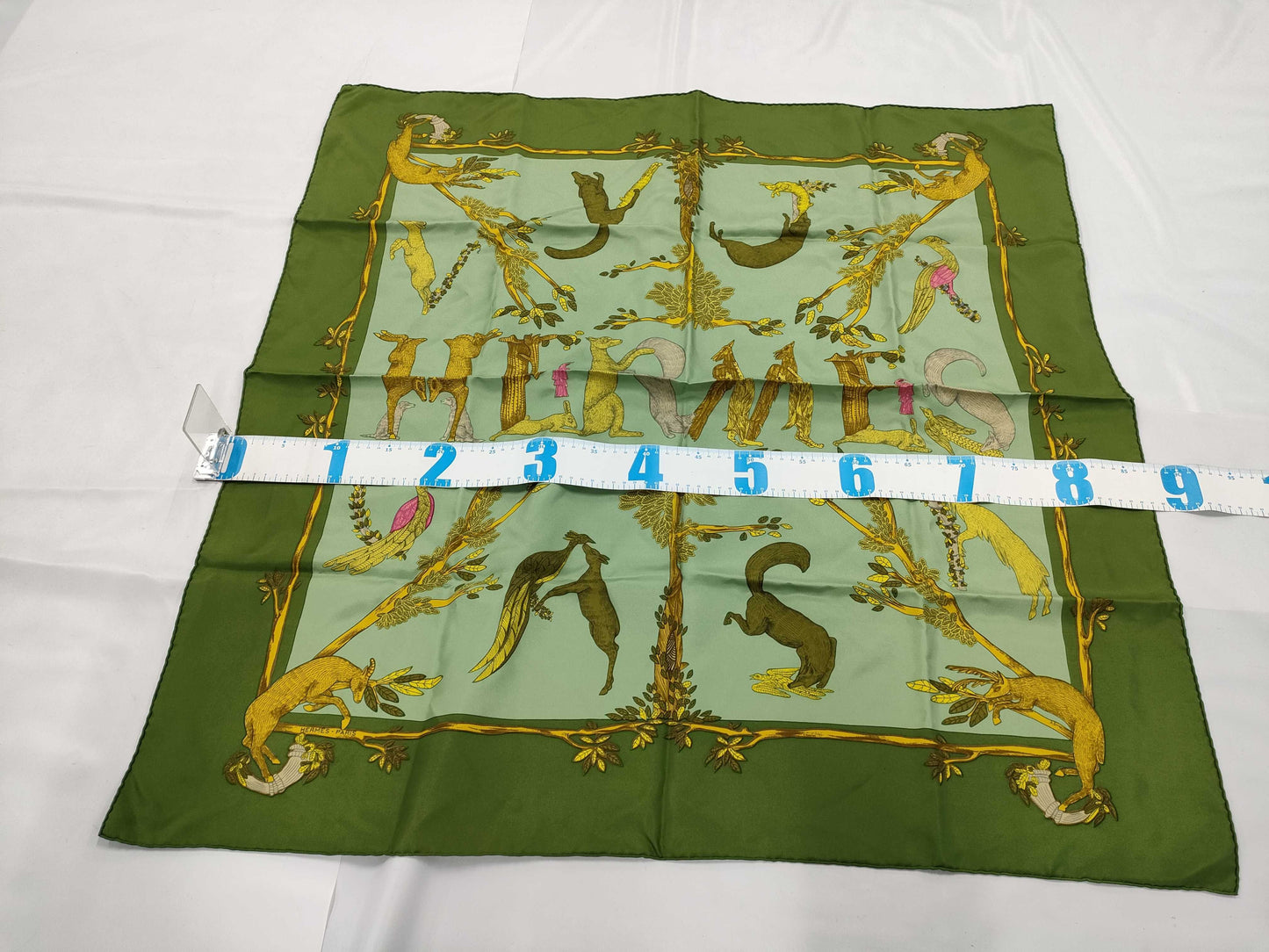 HERMES Carre Carre 90 Animal Alphabet Scarf