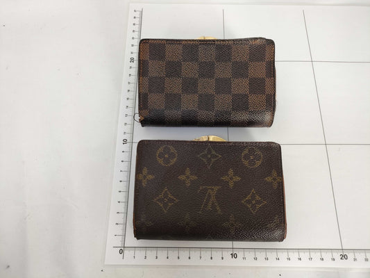 LOUIS VUITTON Monogram Wallet
