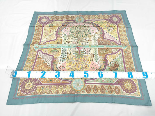 HERMES Carre Carre 90 Aux ports du palais Scarf Scarf