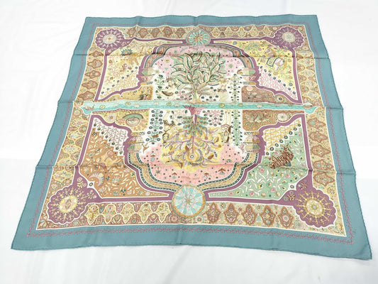 HERMES Carre Carre 90 Aux ports du palais Scarf Scarf