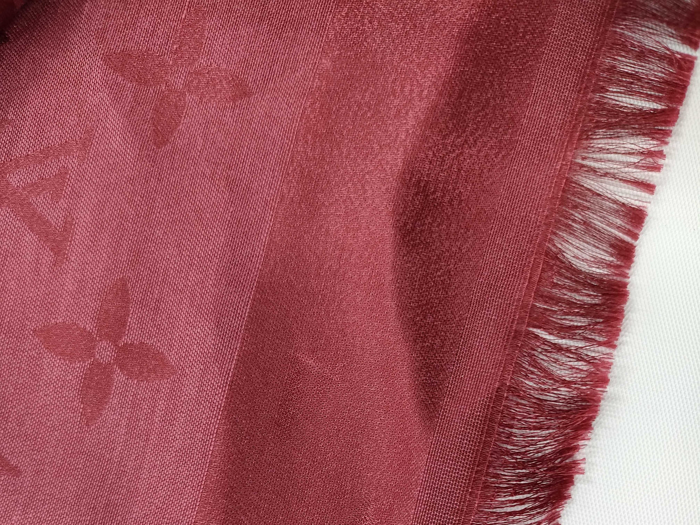 LOUIS VUITTON Monogram Scarf