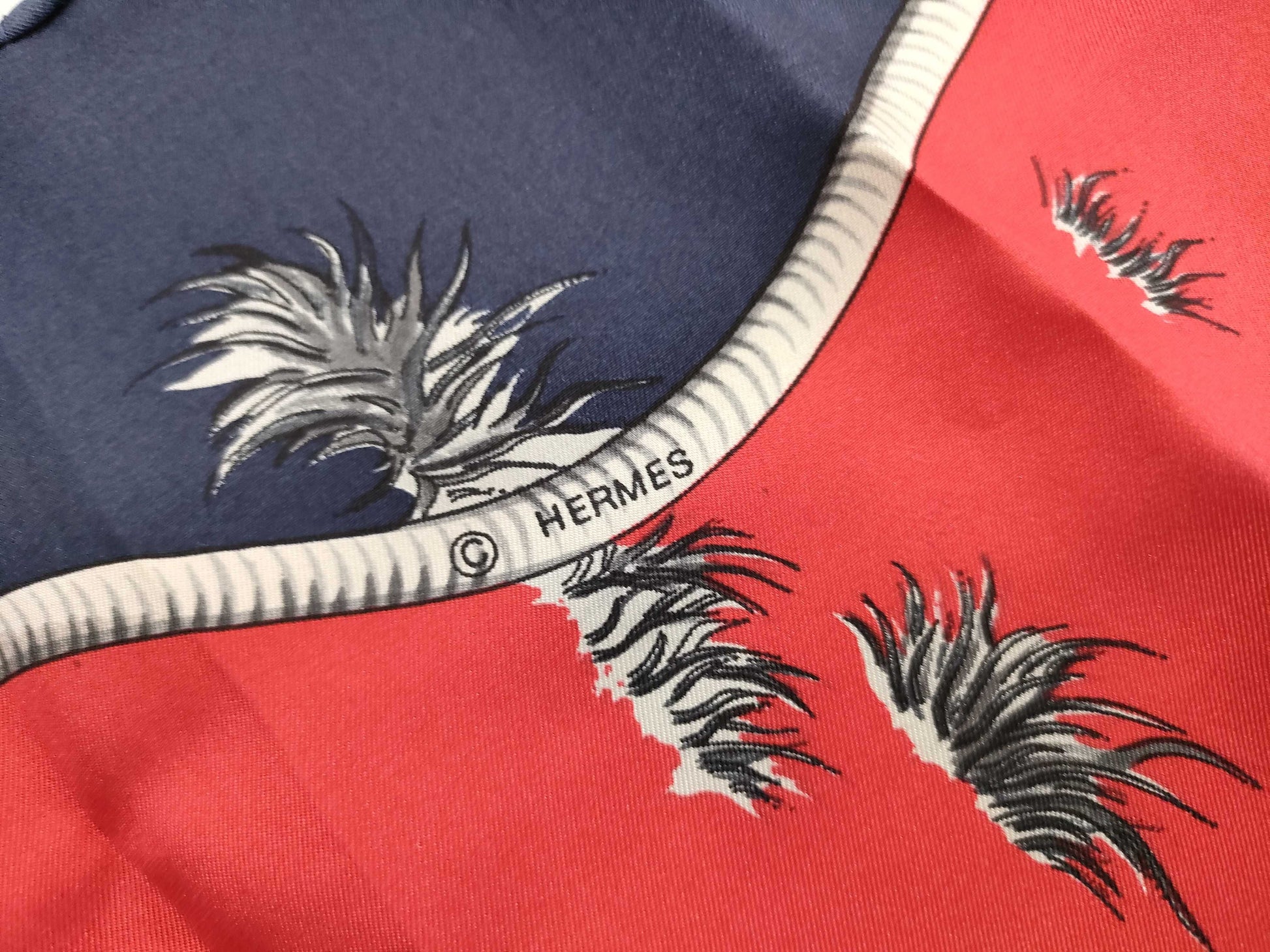 HERMES Carre LES MUSTANGS Scarf
