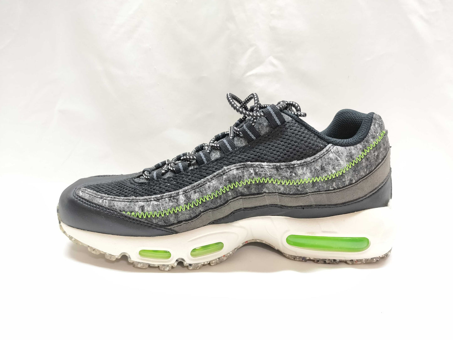 NIKE Air Max CV6899-001 Neon x Black Sneakers