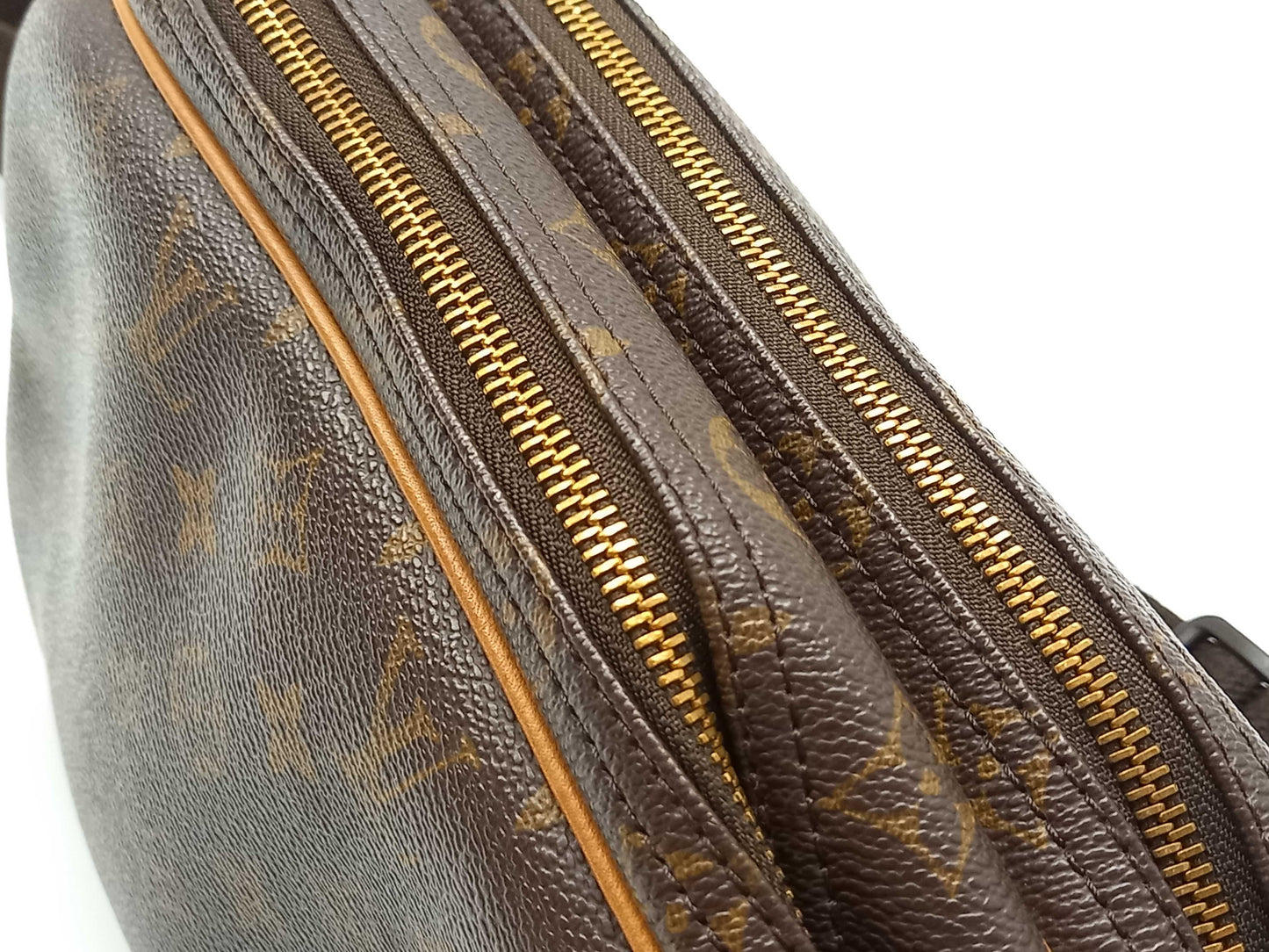 LOUIS VUITTON Monogram M45254 Reporter PM Shoulder Bag