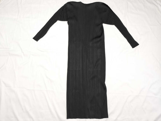 ISSEY MIYAKE Pleated Cardigan Cardigan