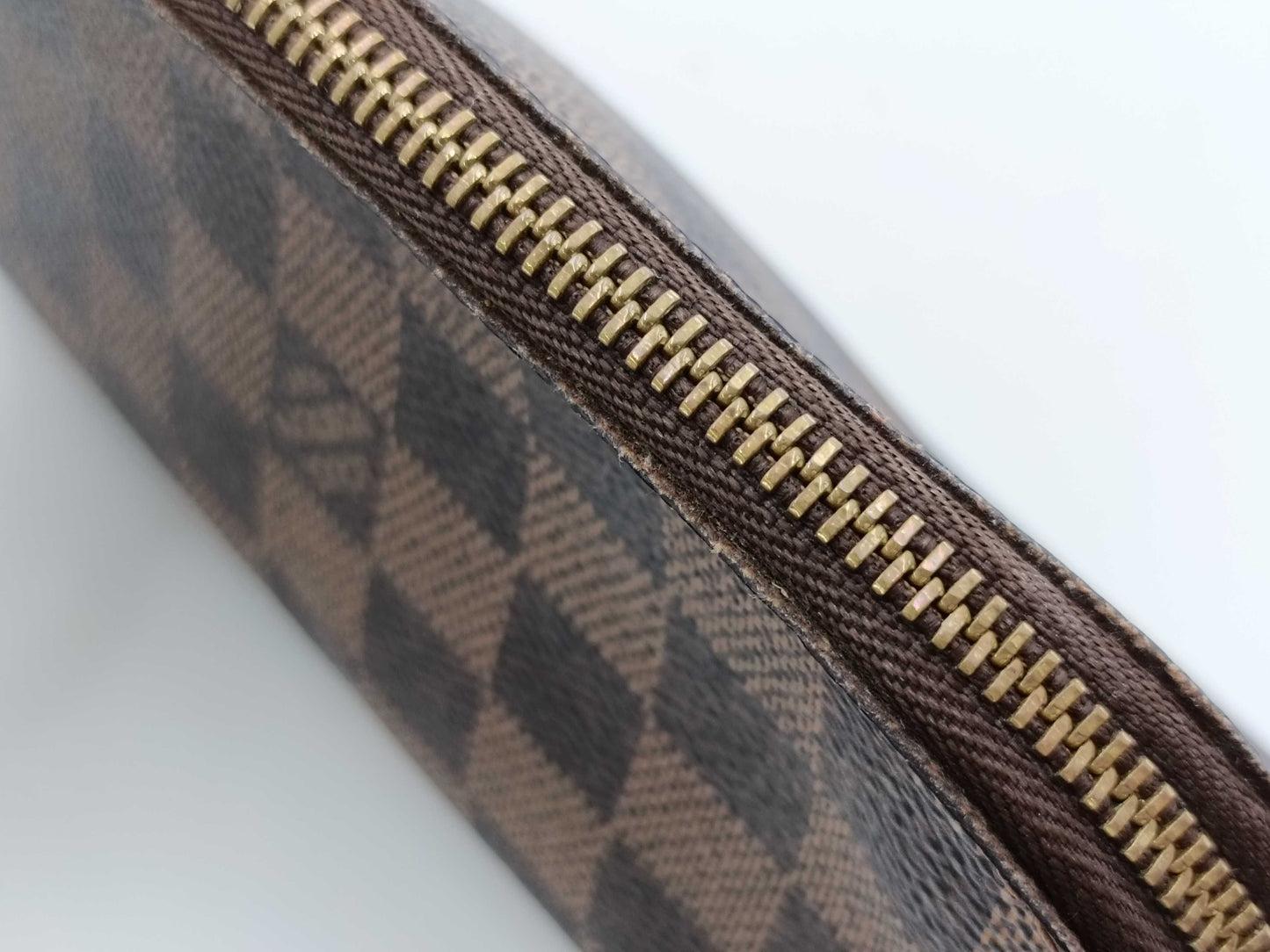 LOUIS VUITTON Damier N47516 Pochette Cosmetic Pouch