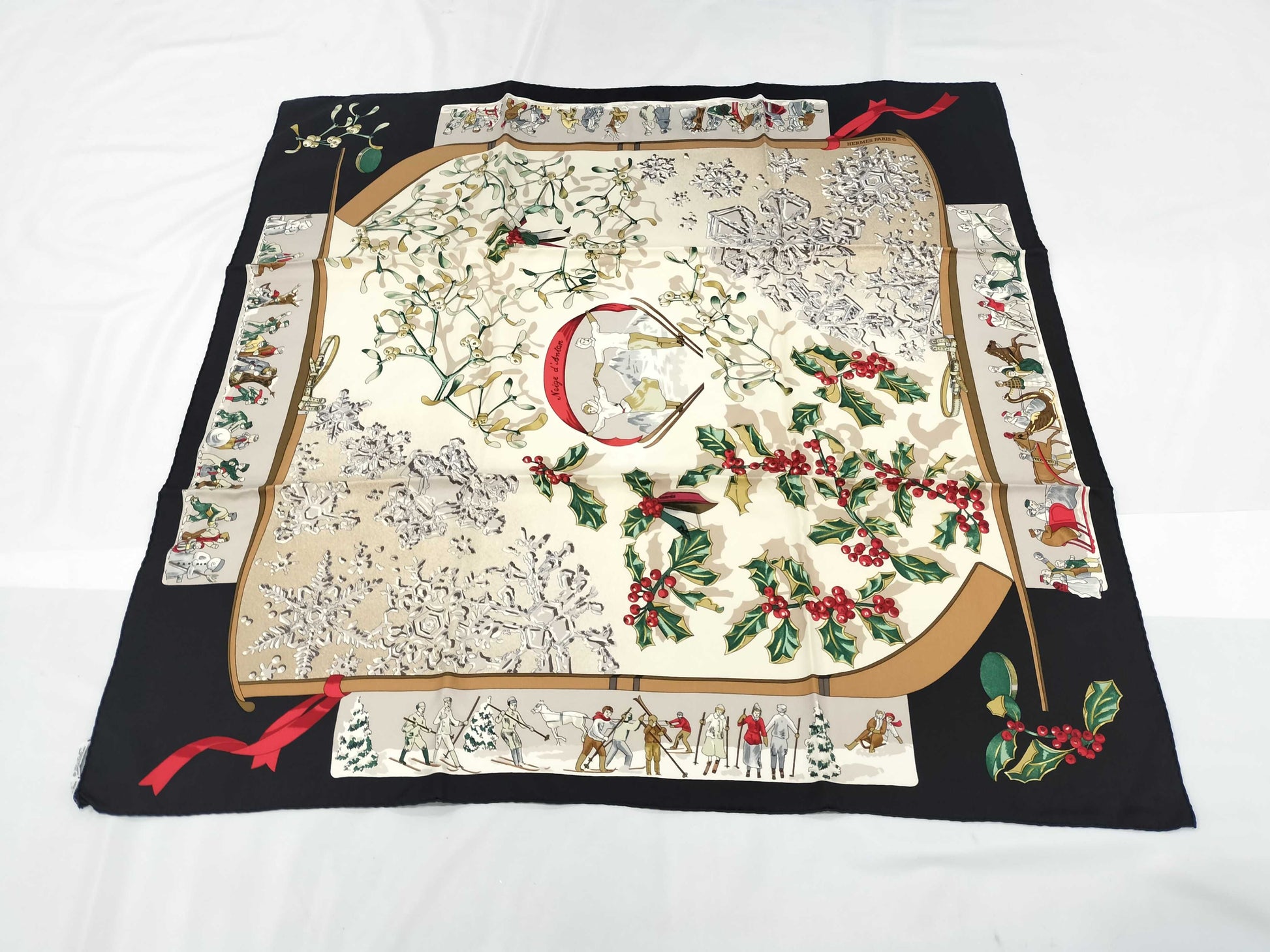 HERMES Carré 90 Neige d'Antan Last Year's Snow Scarf