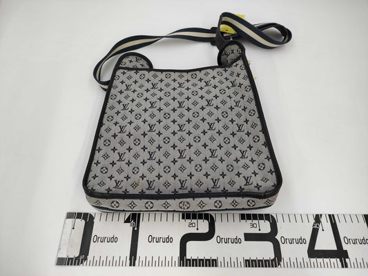 LOUIS VUITTON Monogram Minilan Besas Shoulder Bag