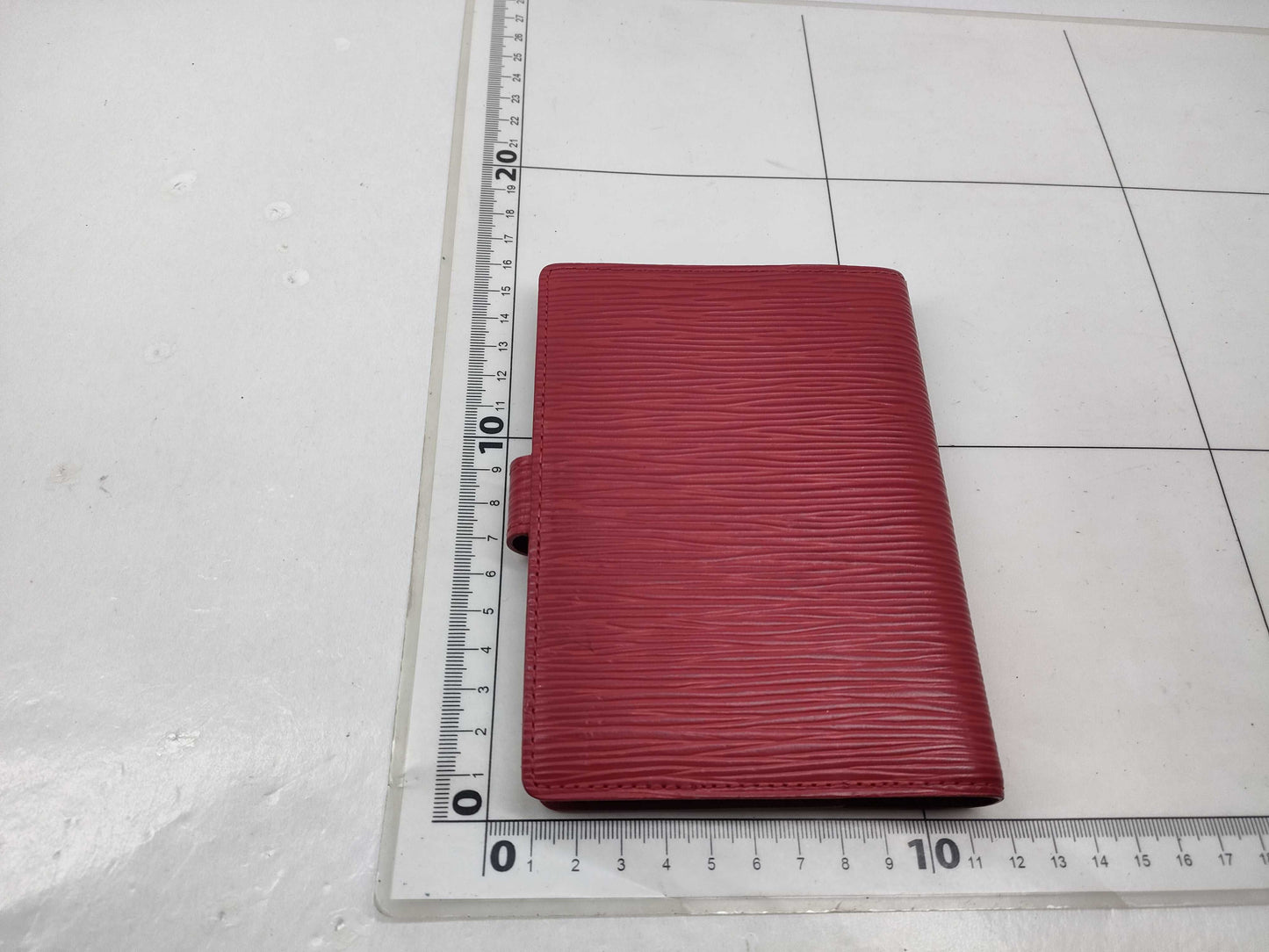 LOUIS VUITTON Epi Agenda PM/Condition Considered Notebook Cover