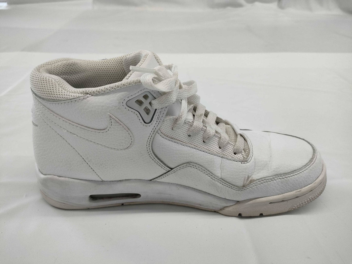 NIKE Flight Legacy BQ4212-101 Sneakers