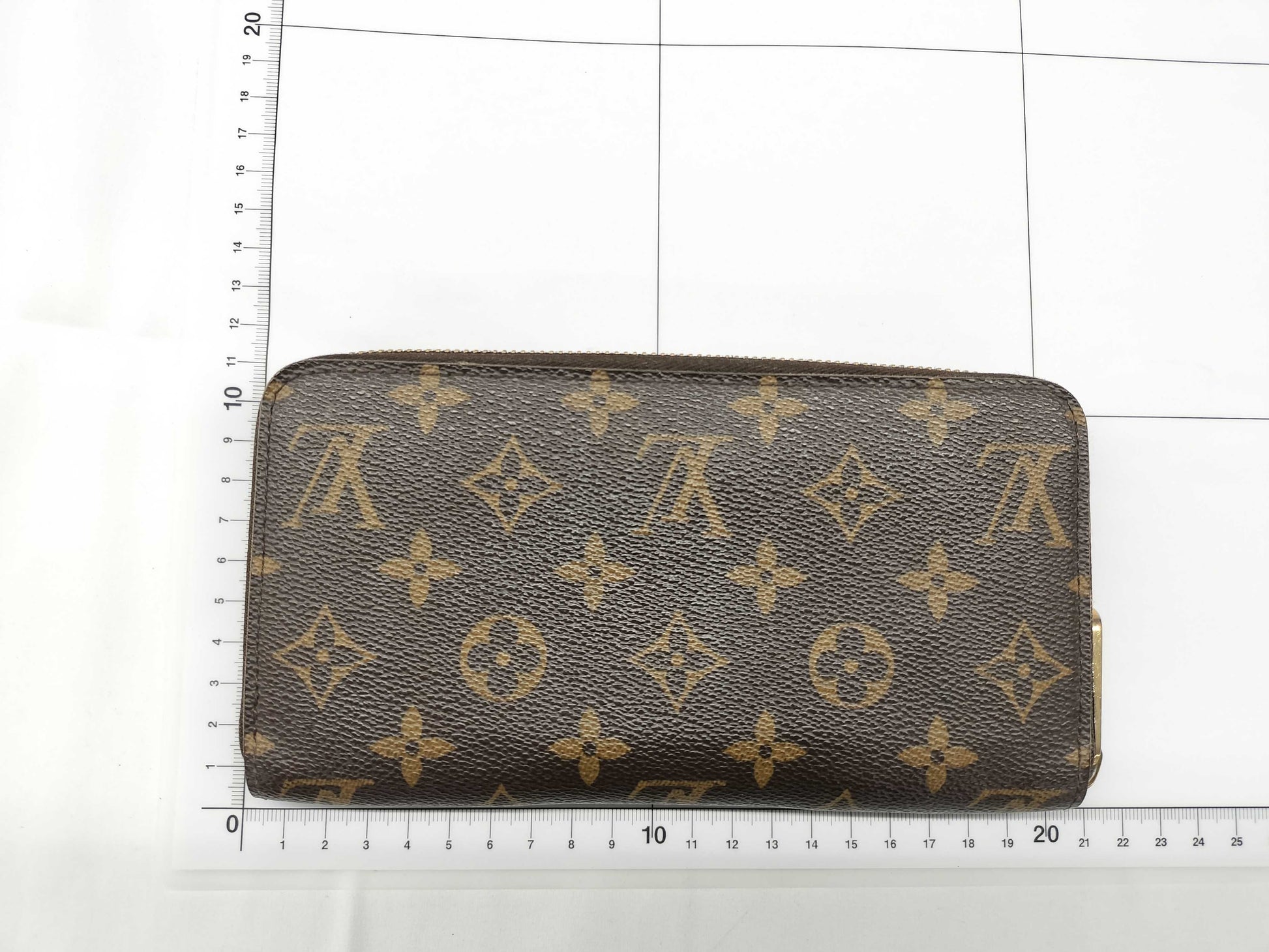 LOUIS VUITTON Monogram Zippy Wallet Monogram Wallet