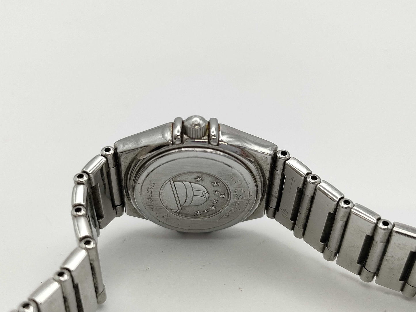 OMEGA 1465.71 57537712 Quartz Shell Dial Women's Watch