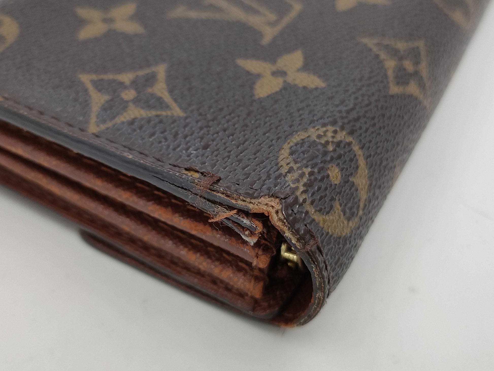 LOUIS VUITTON Monogram Portefeuille Sara M61733 Wallet