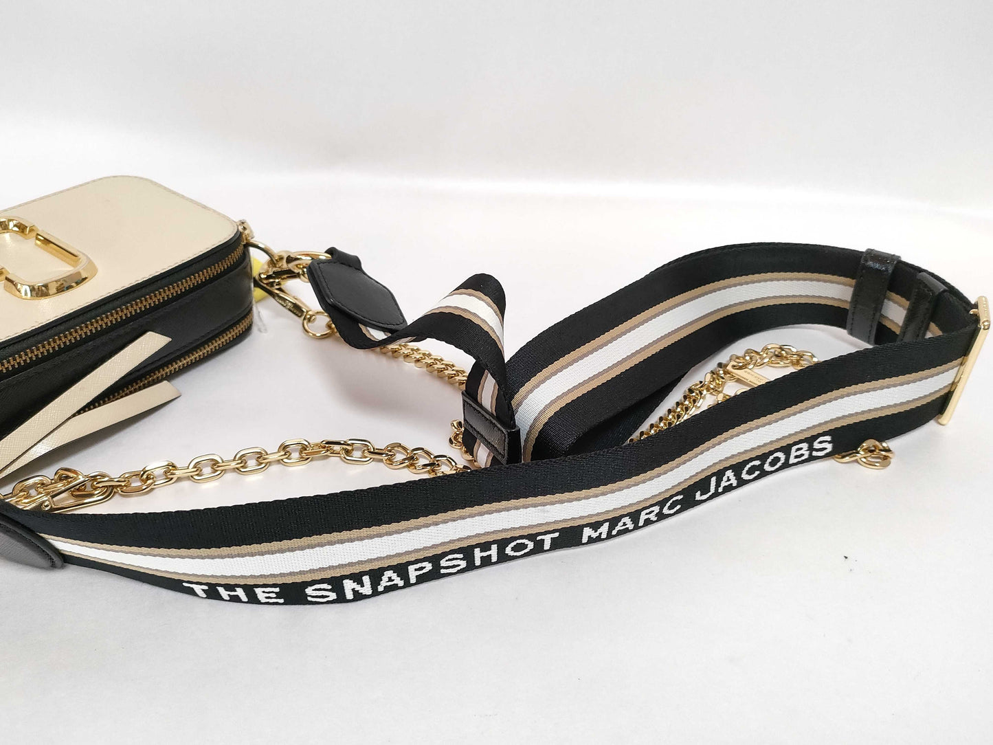 MARC JACOBS Two-Tone Shoulder Bag Shoulder Bag