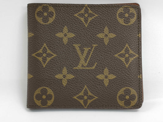 LOUIS VUITTON Monogram Bifold Wallet