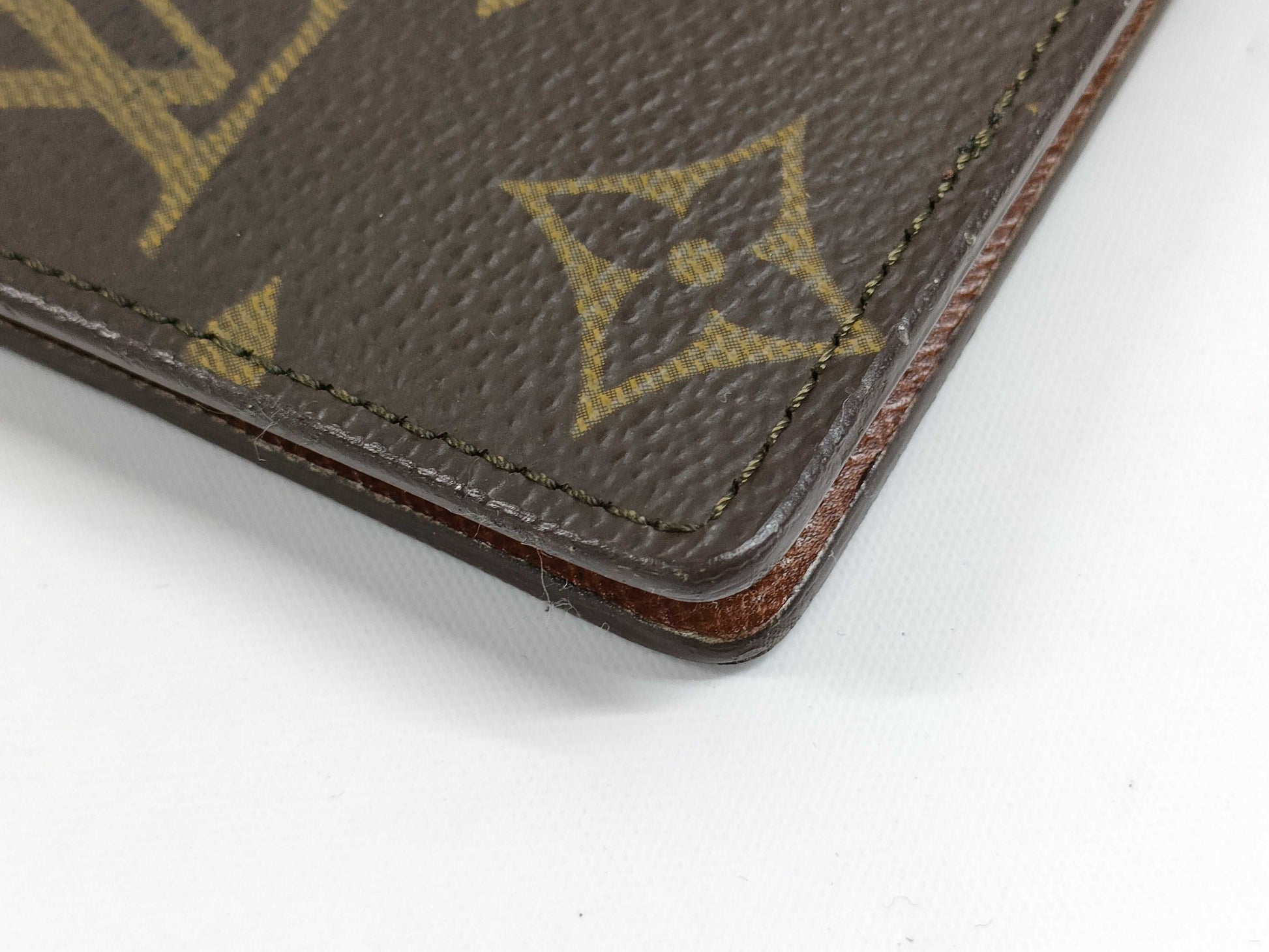 LOUIS VUITTON Monogram Bifold Wallet