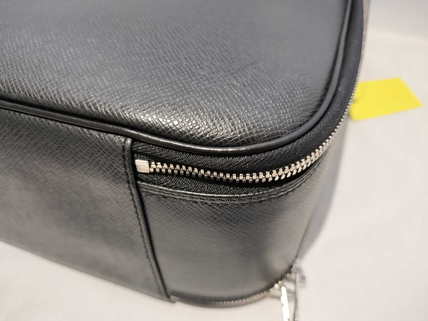 LOUIS VUITTON Taiga Tula/2WAY Handbag