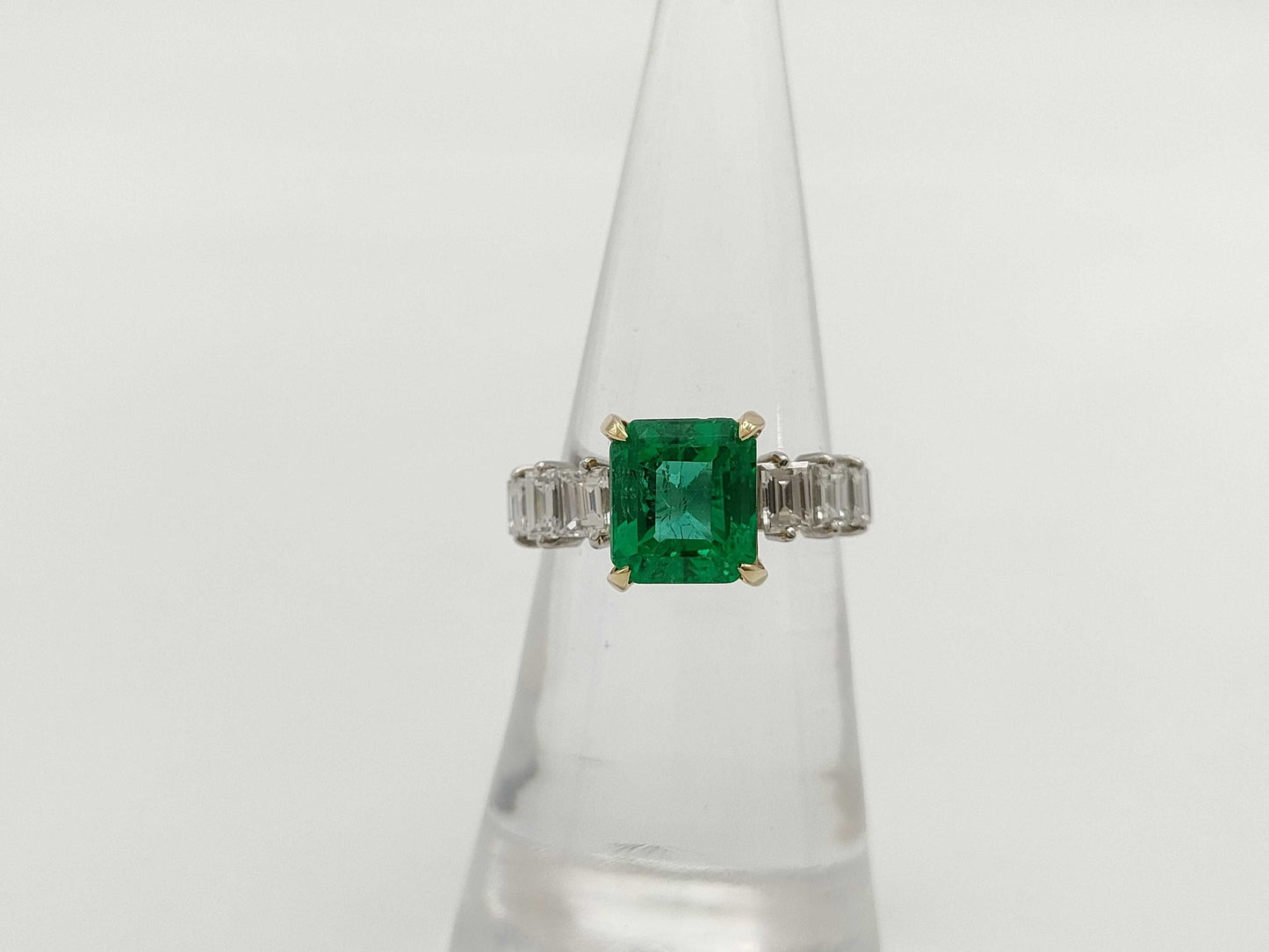 E1.97ct D0.78ct Pt900/K18 5.7g Ring