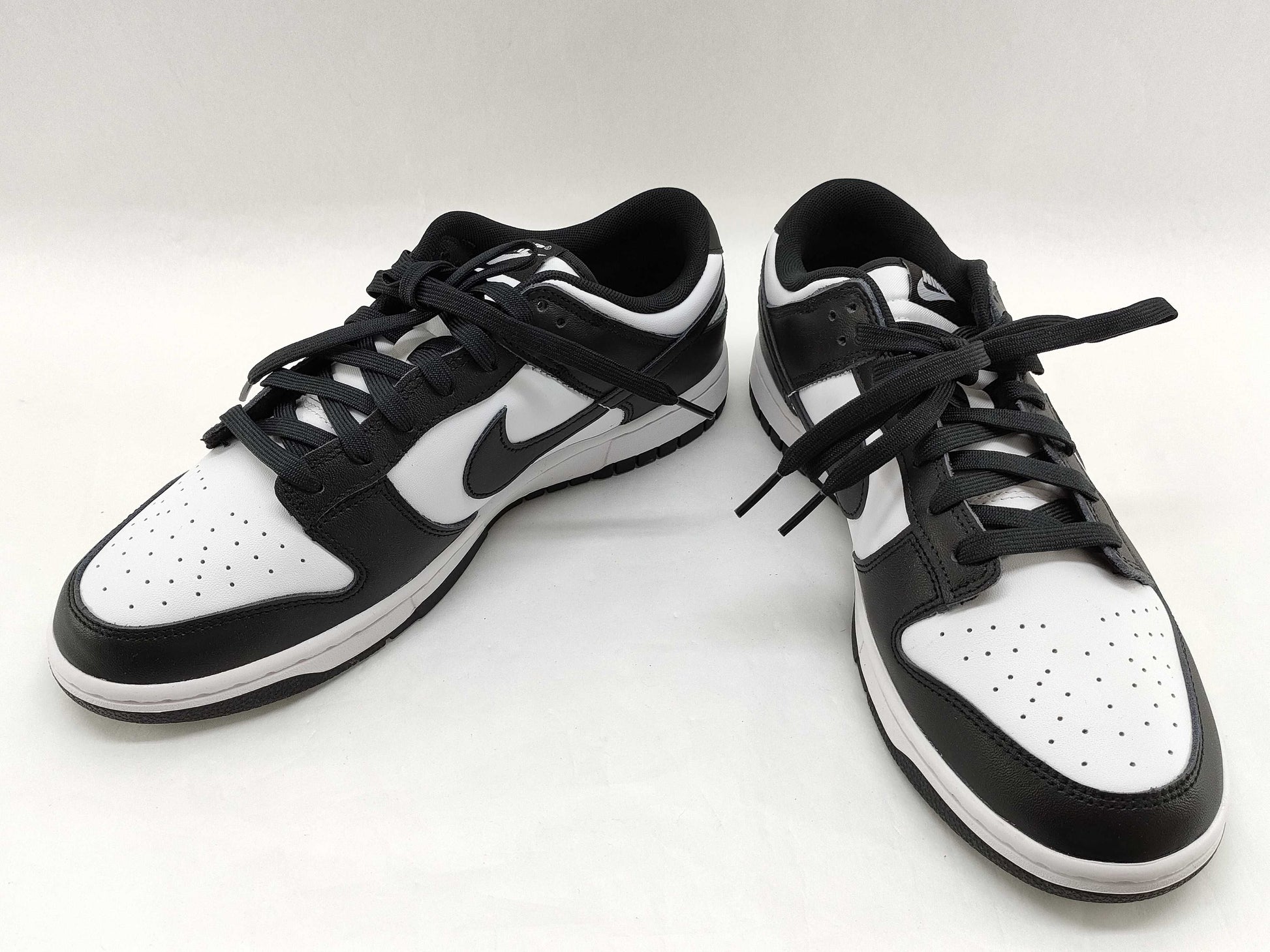 NIKE Dunk Low Retro Men's Sneakers Black and White