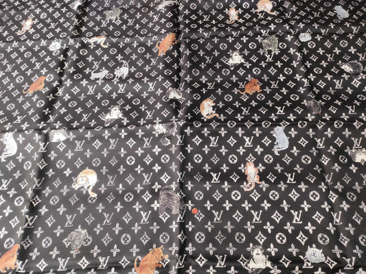 LOUIS VUITTON Monogram Scarf Animal Carre Catgram Scarf